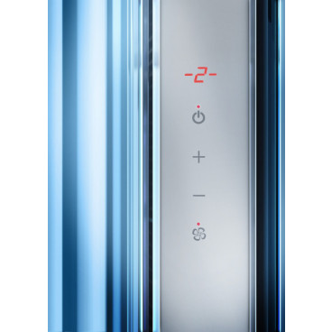 Вертикальный солярий "Luxura V6 48 XL Balance Ultra"